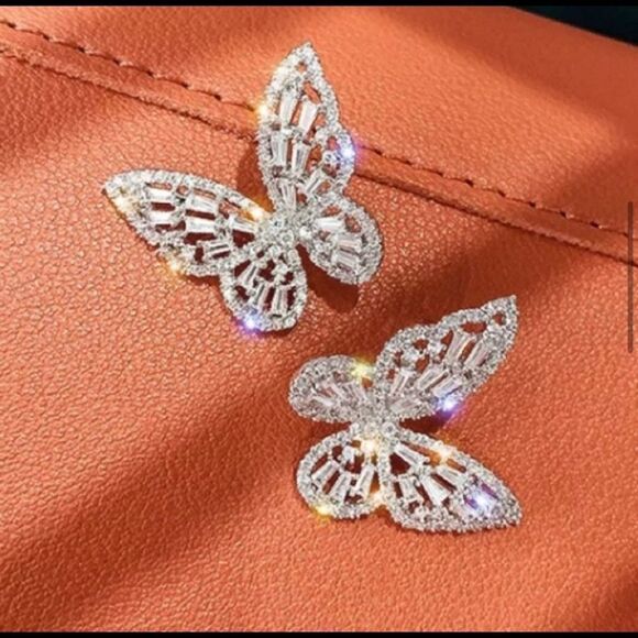 Stunning Diamond Butterfly Statement Earrings - Picture 2 of 8